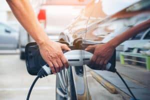Le auto elettriche sotto i 30.000 euro: modelli, pro e contro